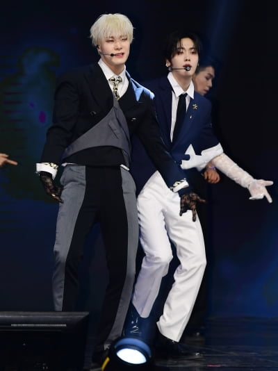 [TEN 포토] 문빈&산하 '섹시한 조향사들'