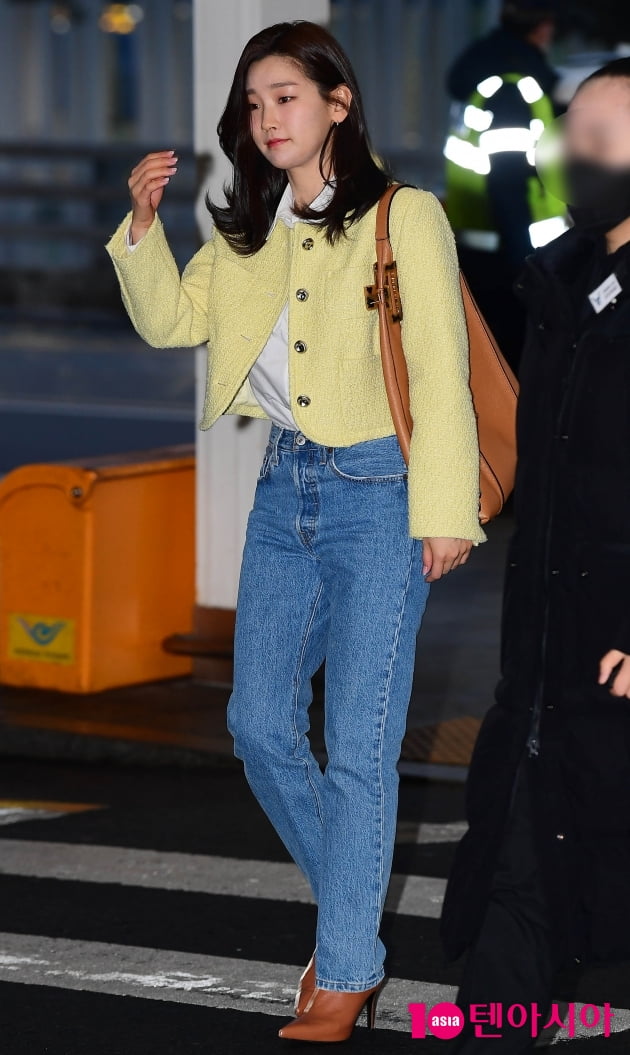 [TEN 포토] 박소담 '청바지가 잘 어울리는 여자'