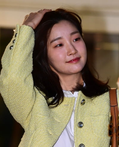 [TEN 포토] 박소담 '머리만 넘겨도 화보'