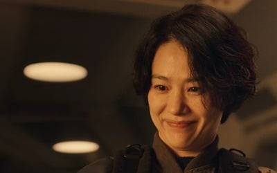 식물인간 된 김현주, 전투용병 AI로 개발…동요하는 故 강수연('정이')
