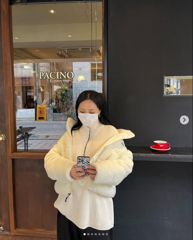 허니제이, ♥남편과 카페 데이트중?...행복한 임산부