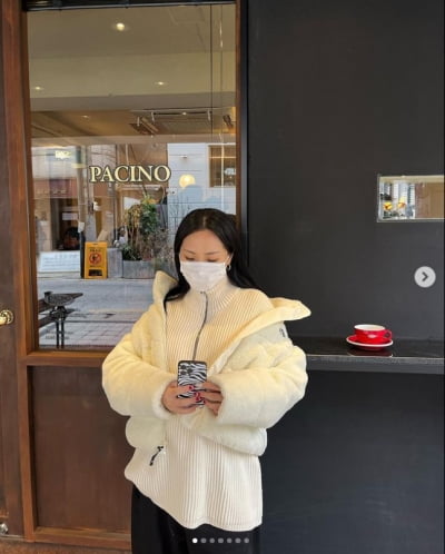 허니제이, ♥남편과 카페 데이트중?...행복한 임산부