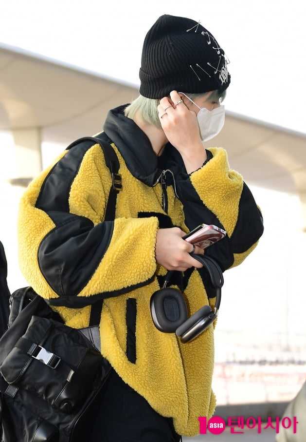 [TEN 포토] 스트레이키즈 현진 '우월한 공항패션'