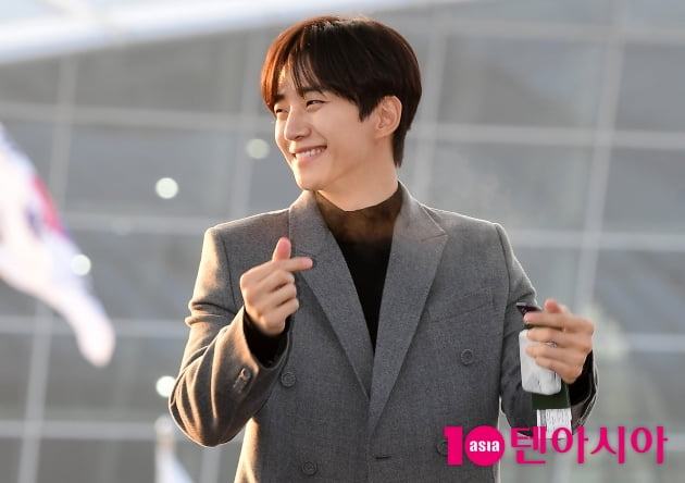 [TEN 포토] 이준호 '미소에 빠져든다'