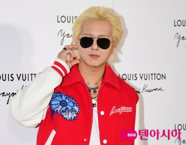 [TEN 포토] 위너 송민호 '볼하트 해야죠~'