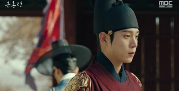 [종합] 박주현, 애매했던 ♥김영대 태도에 '발끈'→뜨거운 입맞춤 '연애 시작'('금혼령')