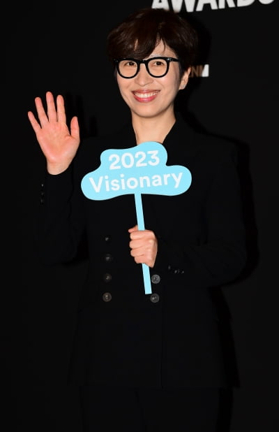 [TEN 포토] 정서경 작가 '변화와 혁신을 선도하는 작가'