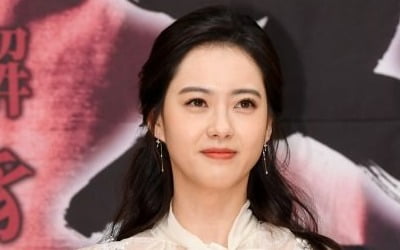 고아라, 이정재·정우성 품 떠났다…"좋은 작품으로 인사드릴 것"