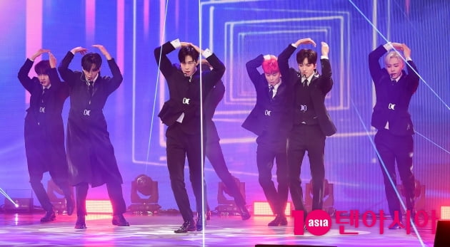 [TEN 포토] SF9 '빛나는 무대'