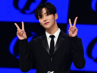 [TEN 포토] SF9 로운 '상큼하게'