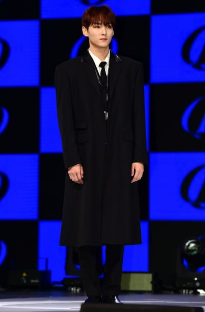 [TEN 포토] SF9 주호 '부드러운 포토타임'