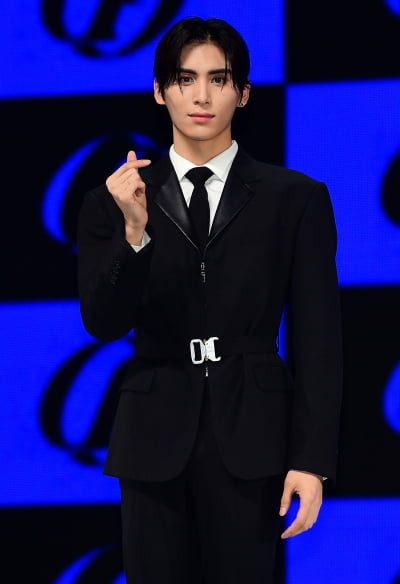 [TEN 포토] SF9 유태양 '우수에 찬 눈빛'