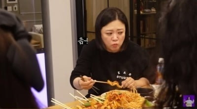 [종합] 김숙, 단식원 아닌 多식원…'먹부림'으로 시작한 계묘년('김숙티비')