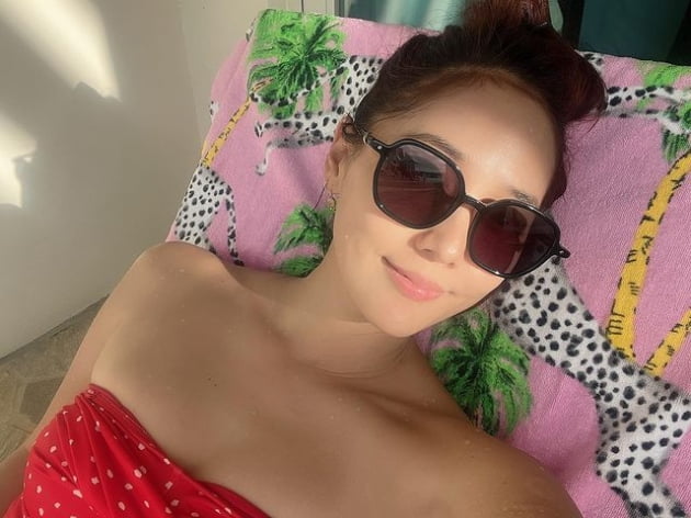 '기태영♥' 유진, 42세 맞아? 놀라운 동안美…괌에서도 빛나는 원조 요정
