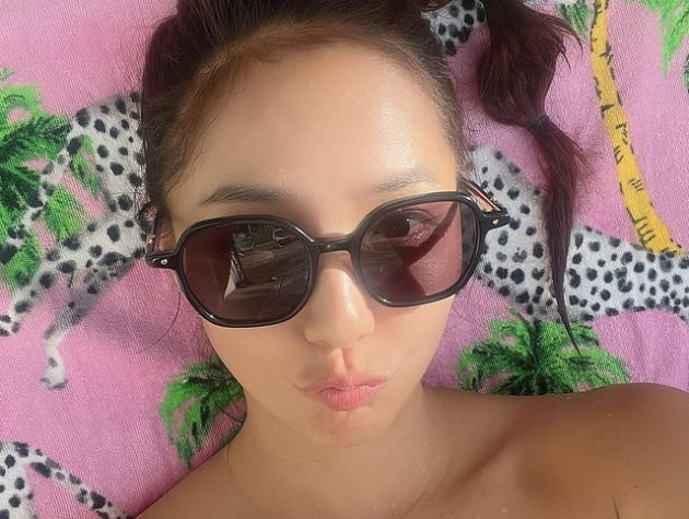 '기태영♥' 유진, 42세 맞아? 놀라운 동안美…괌에서도 빛나는 원조 요정