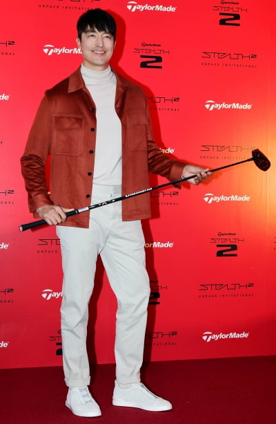 [TEN 포토] 다니엘 헤니 '저랑 라운딩 하실래요~'