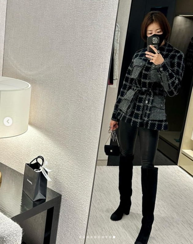 이시영, 돋보이는 근육질 몸매...또는 럭셔리하게