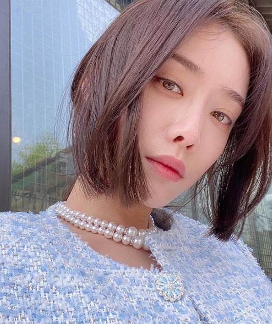 스튜어디스 혜정이, 또 사라 옷 뺏어입을 준비중? "콩고물 굽신굽신"