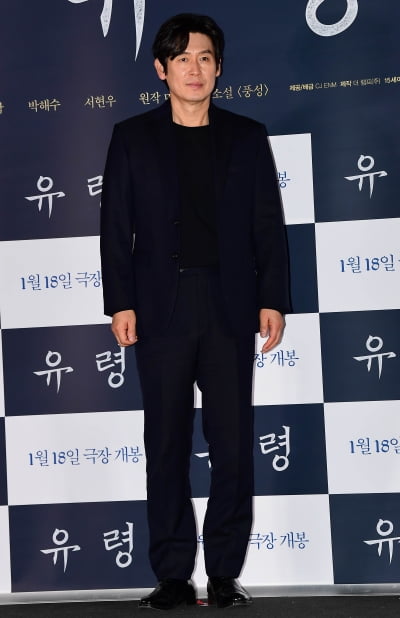 [TEN 포토] 설경구 '남다른 카리스마'