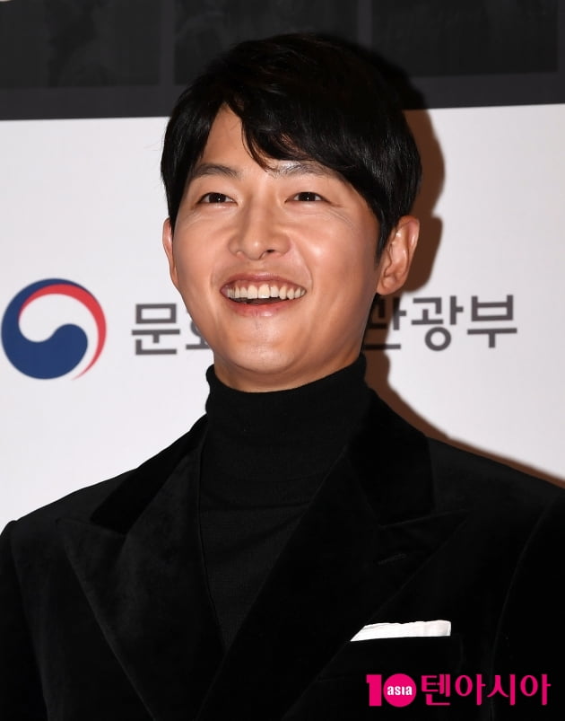 '재혼' 송중기, ♥케이티와 혼인신고+임신 공식 발표 [전문]