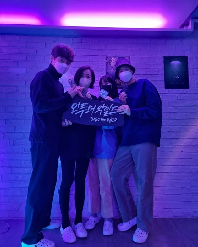 심은진♥전승빈, 예약→설명 서비스 해준 신고은♥윤종화와 즐긴 방 탈출