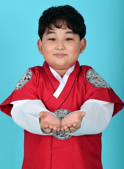 [단독] '슈룹 호동군' 홍재민 "김혜수 이모랑 고기 먹어, 선물도 사주셨어요" [TEN인터뷰]