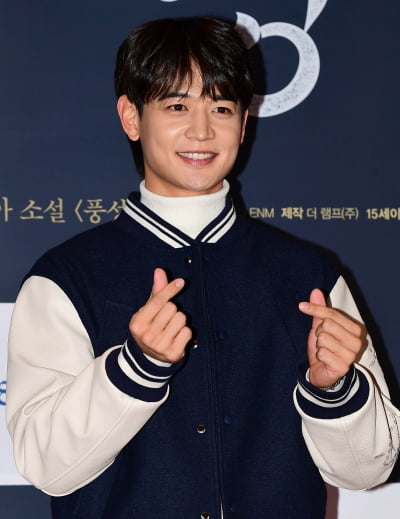 [TEN 포토] 샤이니 민호 '심쿵 유발자'