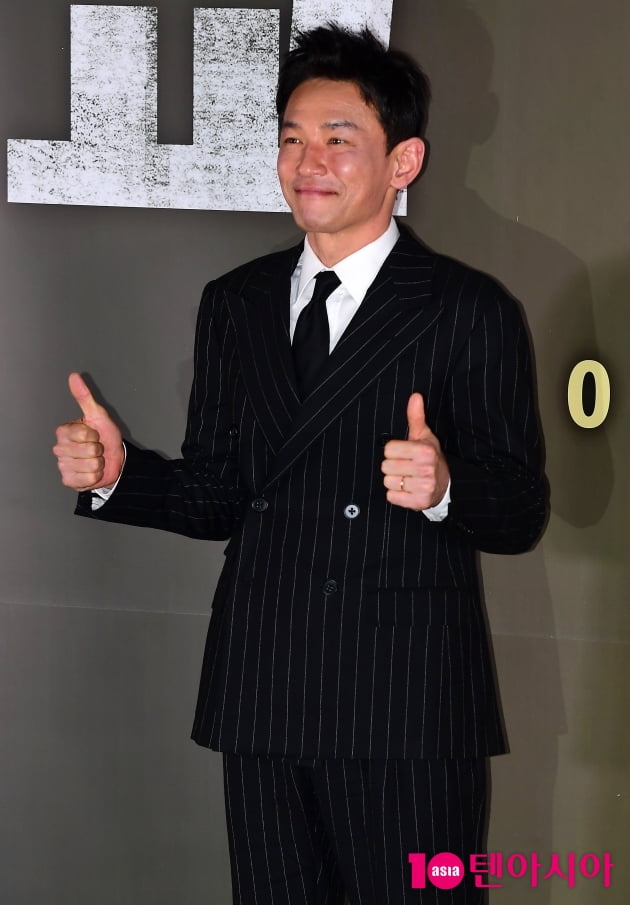 [TEN 포토] 황정민 '우리 영화 최고'
