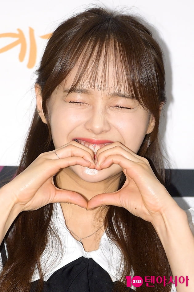 "먹토하고 응급실 실려갔죠"→4년간 '폭식증' 시달려…건강 적신호 켜진 20대★[TEN스타필드]