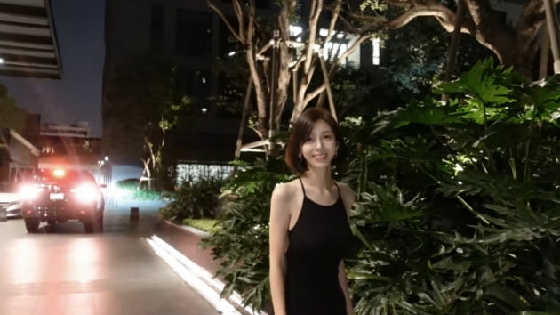 홀터넥 드레스 입고 신난 야옹이…♥전선욱 "영혼 담아서 찍고 있다"('프리드로우TV')