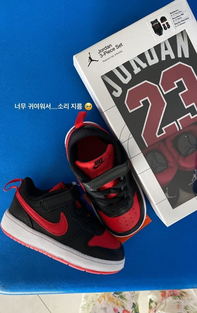 '임신' 윤승아, '농구광' ♥김무열 스타일 아기 신발에 환장 "소리 지름"