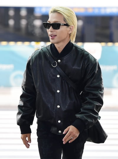 [TEN 포토] 빅뱅 태양 '시선도 패션도 깔끔'