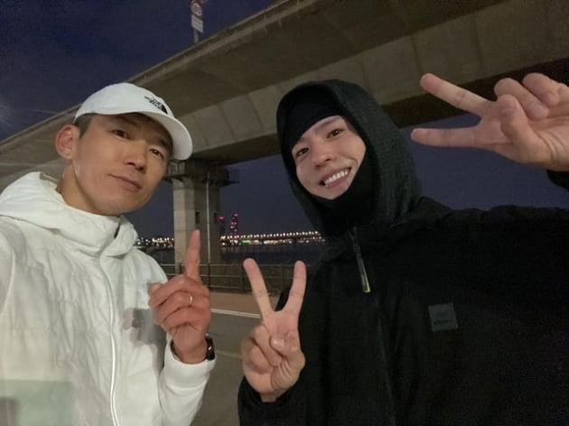 [공식] 박보검, YG엔터테인먼트 行? "사실 무근"