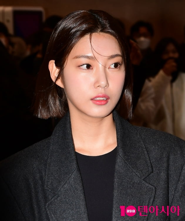 [TEN 포토] '환승연애2' 박나언 '미모가 블링블링'