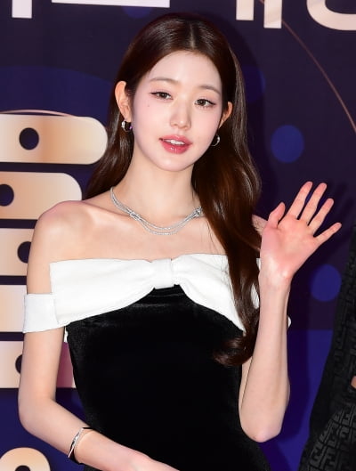 [TEN 포토] 아이브 장원영 '쇄골미인'