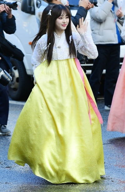 [TEN 포토] 아일리원 리리카 '빛나는 단아한 한복美'