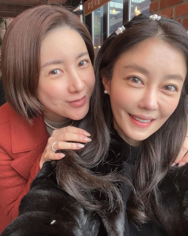 '사업가♥' 서인영, 2월 결혼식 앞두고 '싱글맘' 이지현 만났다 "언니랑 데이트"