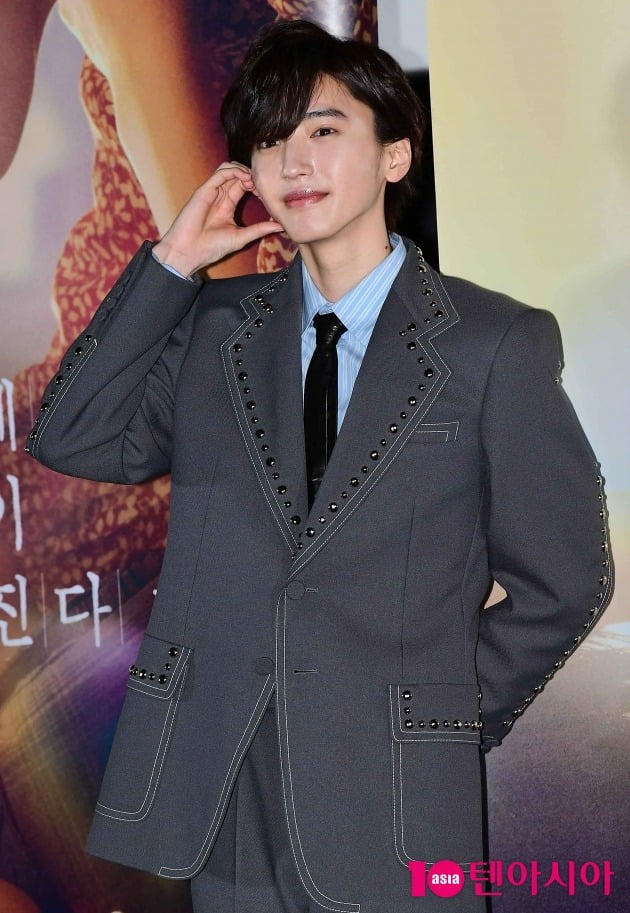 [TEN 포토] 미치에다 슌스케 '탄성을 부르는 멋짐'