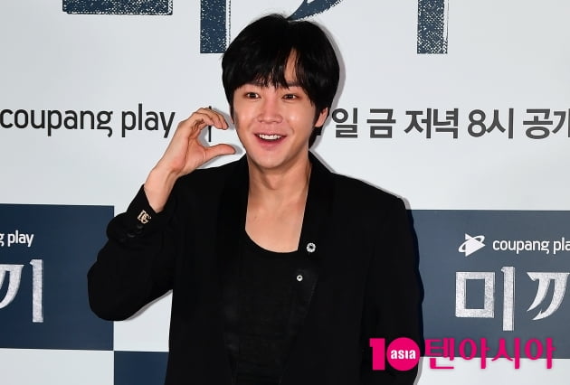 [TEN 포토] 장근석 '오랜만에 수줍은 볼하트'