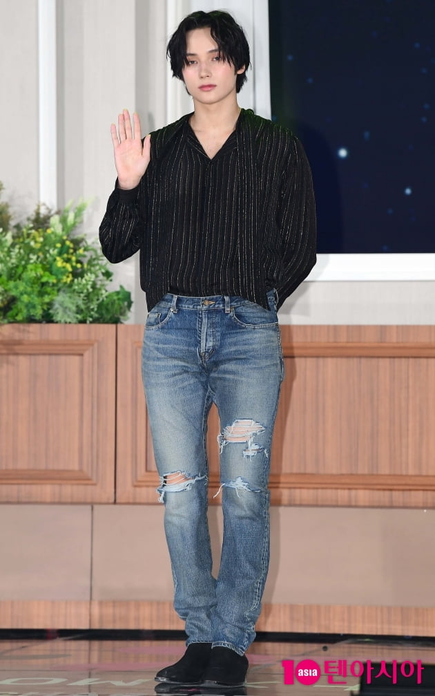 [TEN 포토] TXT 휴닝카이 '오늘도 멋짐'