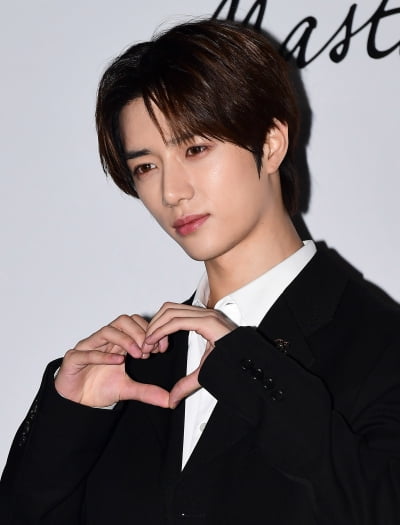 [TEN 포토] TXT 범규 '그윽한 눈빛'