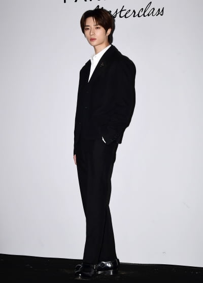 [TEN 포토] TXT 범규 '완벽한 수트핏'