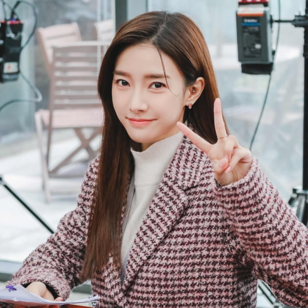 김소은, 주말드라마 요정답네…'삼남매가 용감하게' 비하인드컷도 예쁨