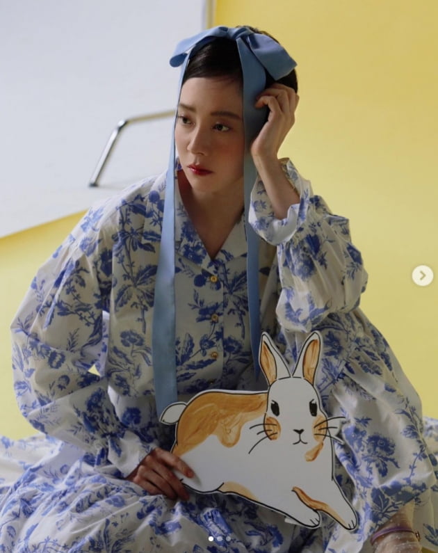 송지효, 러블리 매력 폭발...빛나는 멍지 비주얼