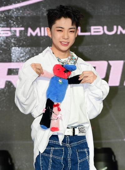 [TEN 포토] 에잇턴 승헌 '귀여운 막내'