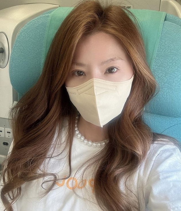 '애셋맘' 이윤미, ♥주영훈 없이 비즈니스 타고 떠났다…생애 첫 전지훈련