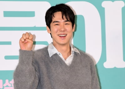 [TEN 포토] 유연석 '스윗한 미소'