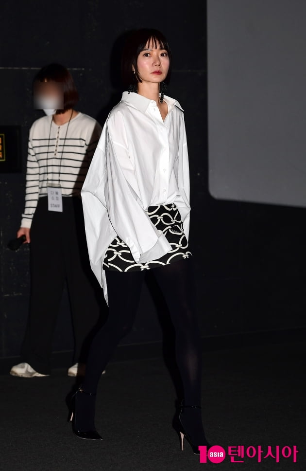 [TEN 포토] 배두나 '오버핏으로 멋스럽게'