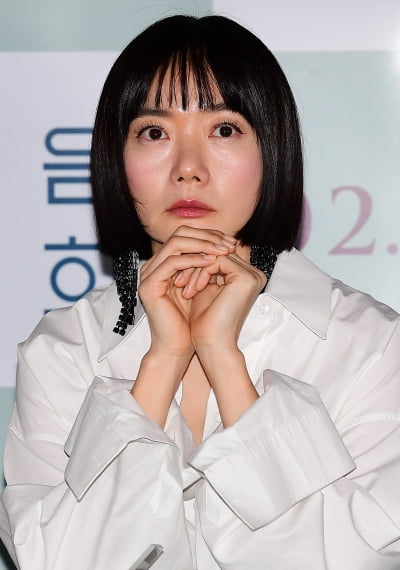 [TEN 포토] 배두나 '저장을 부르는 우아美'