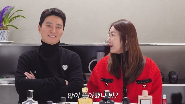 [종합] "많이 좋아했나 봐?"…소이현 20살 때부터 마음 있었던 ♥인교진, 첫 선물이 향수